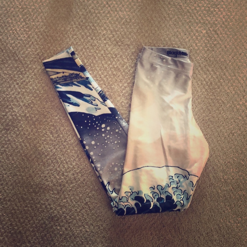 Blackmilk The Great Wave Leggings